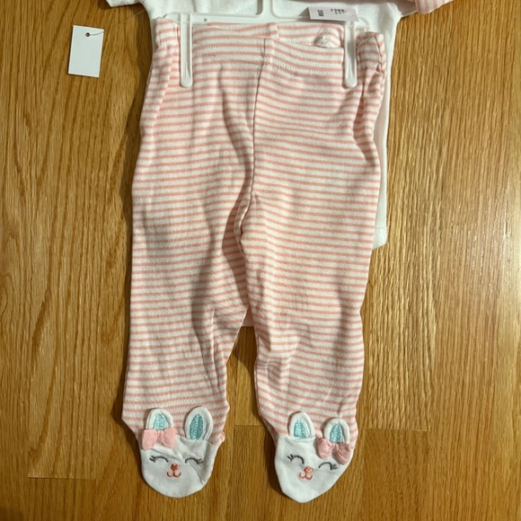 Koala Baby 4 Piece Baby Girl Easter Bunny Outfit Set - Picture 5 of 16